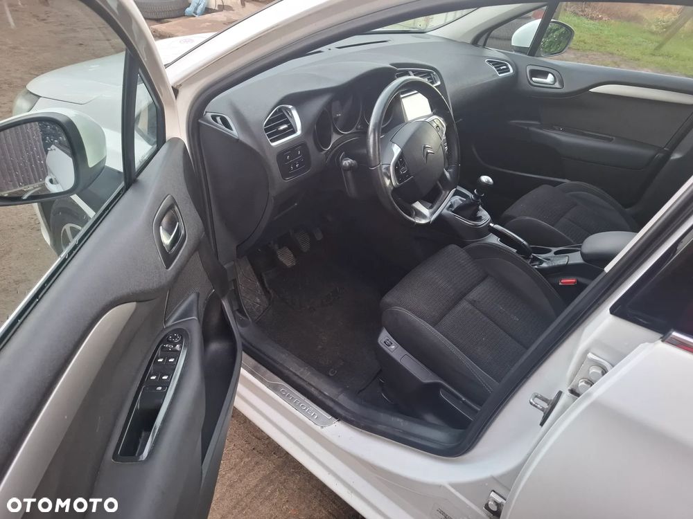 Citroën C4 BlueHDi 120 Stop&Start Selection - 9