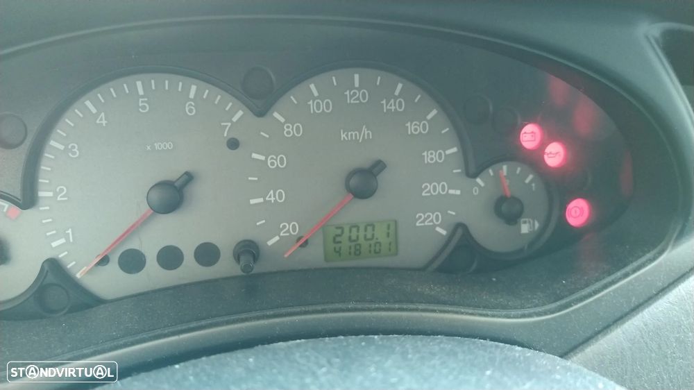 Ford Focus 1.8 TDdi Trend - 7