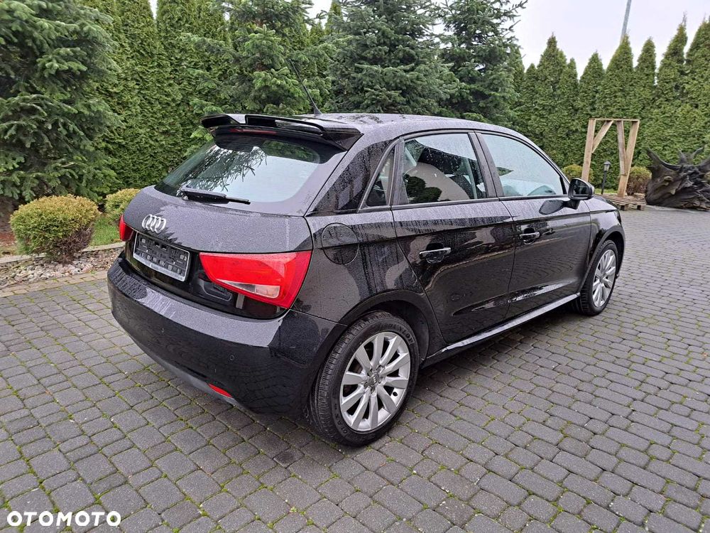 Audi A1 Sportback 1.2 TFSI S line Sportpaket - 11