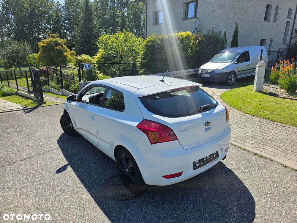 Kia ProCeed 1.6 CVVT LX - 38