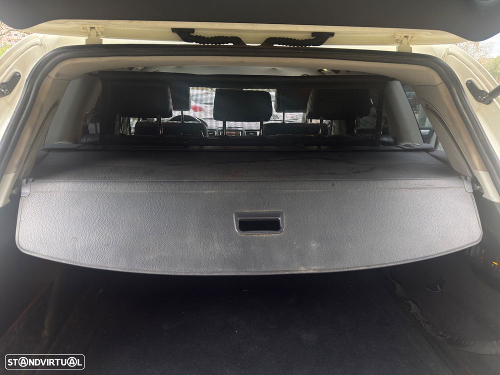 VW Touareg 3.0 TDI V6 Tiptronic - 11