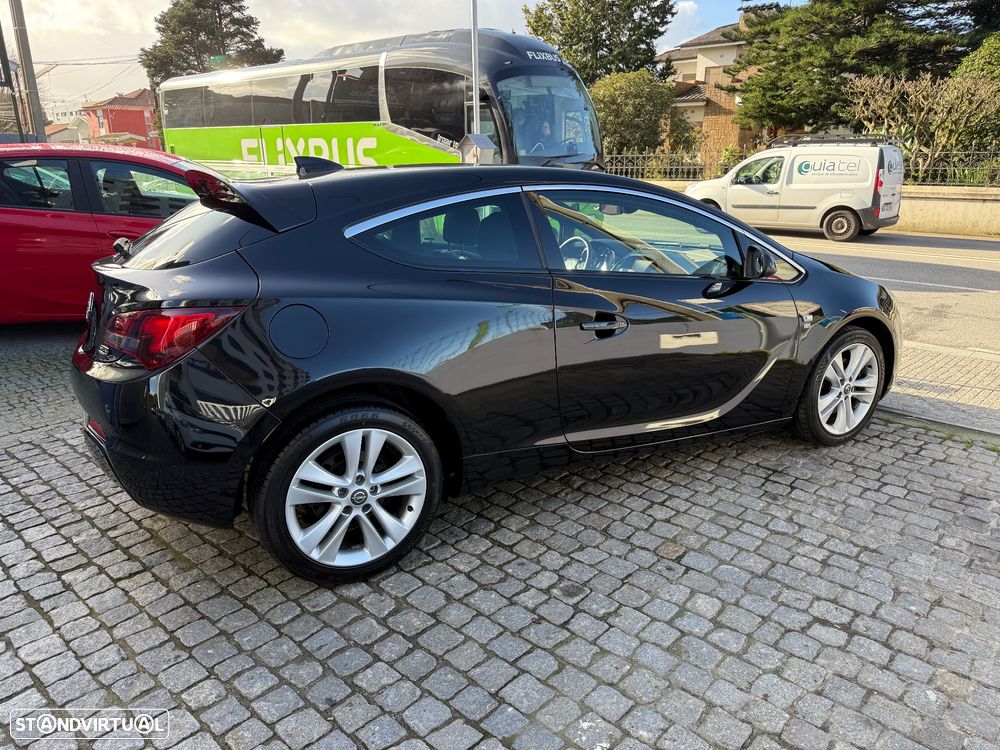 Opel Astra GTC 1.6 CDTi S/S - 11