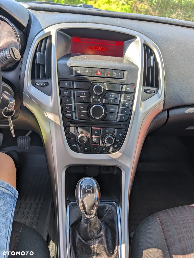 Opel Astra 1.7 CDTI - 12