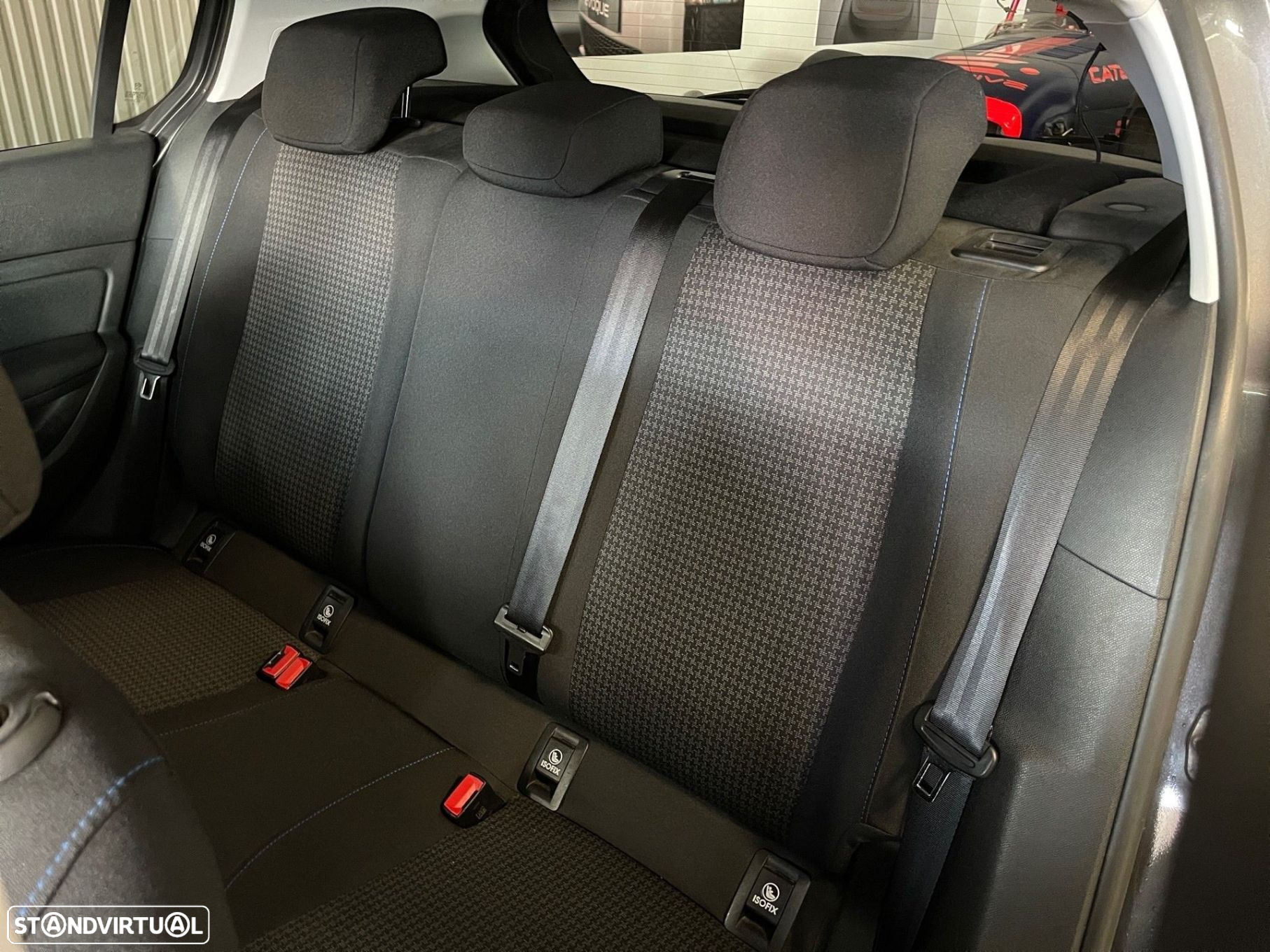 Peugeot 308 1.5 BlueHDi Style - 28