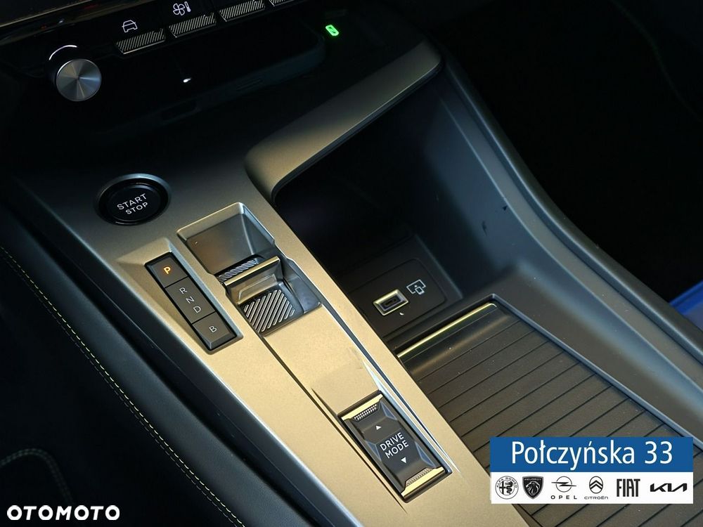 Peugeot 408 - 28