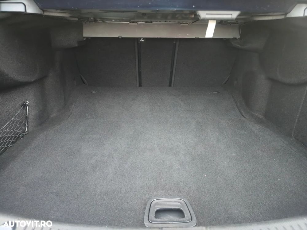 Mercedes-Benz E 200 d T-Modell Aut - 7