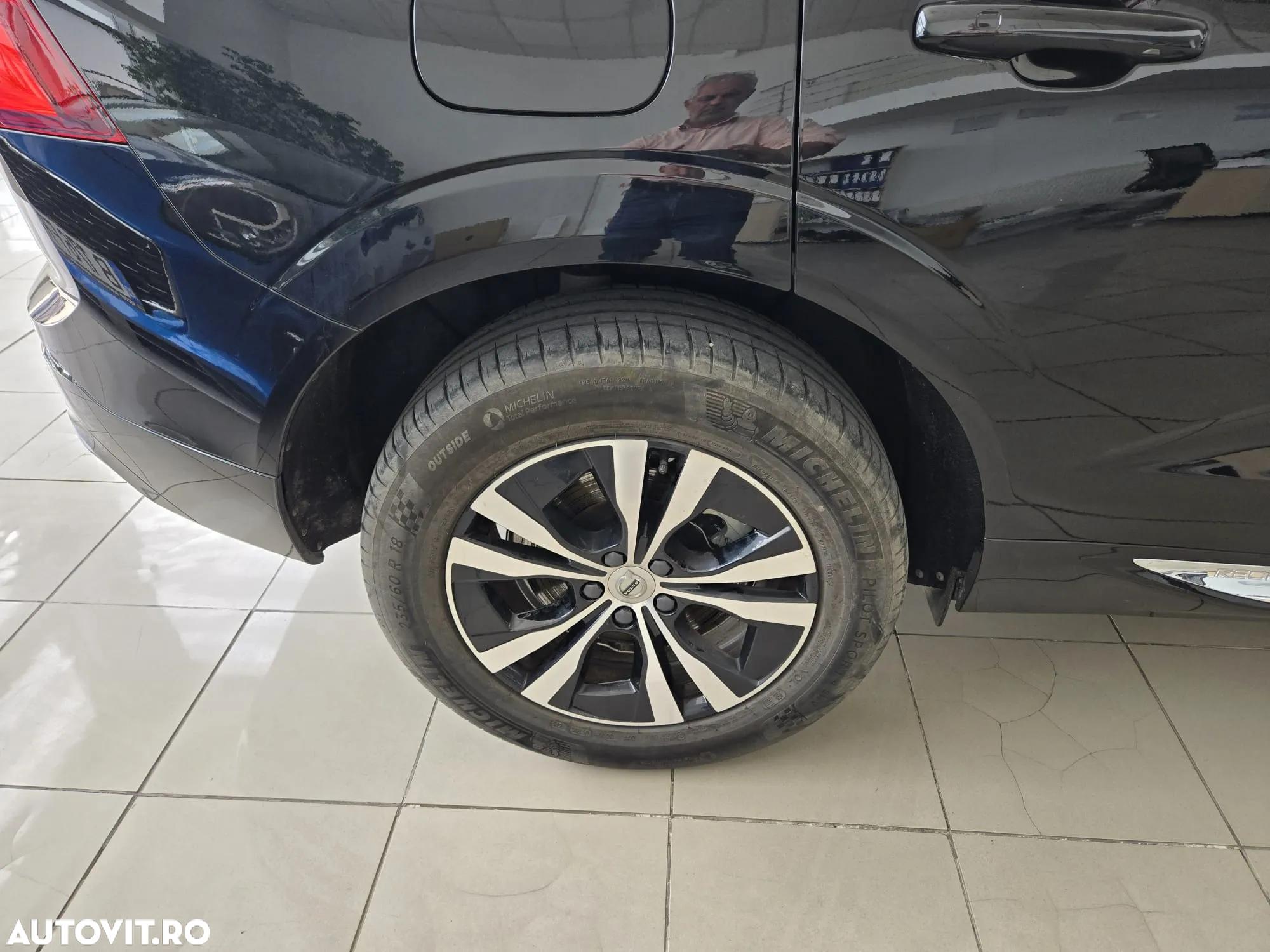 Volvo XC 60 Recharge T6 AWD AT Core - 13