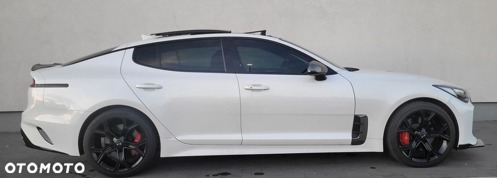 Kia Stinger 3.3 T-GDI AWD GT - 3