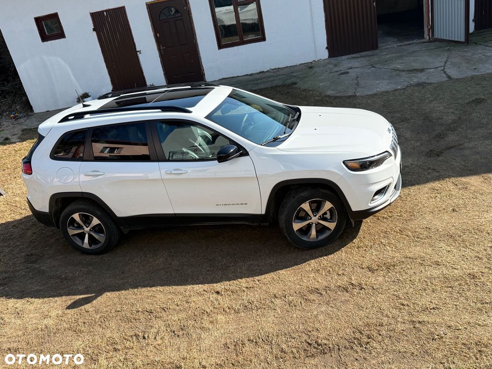 Jeep Cherokee - 6