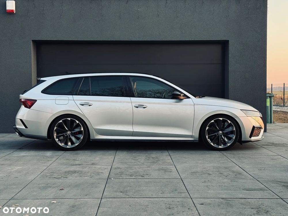 Skoda Octavia 2.0 TDI RS DSG - 6