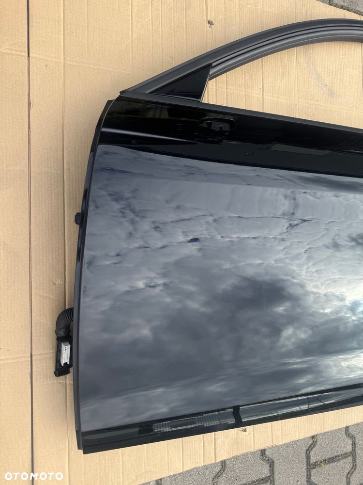 Audi A4 B9 lift drzwi przód lewe LY9B - 2