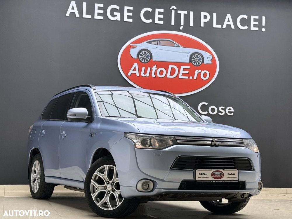 Mitsubishi Outlander - 3