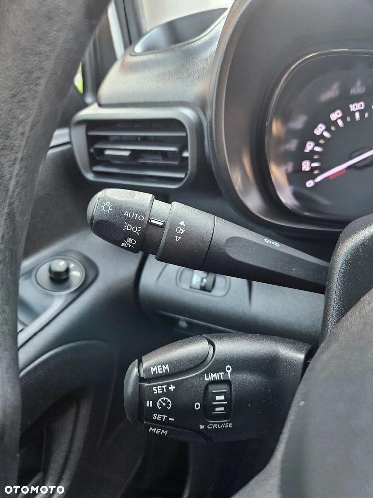 Toyota Proace City Verso Long 1.5 D-4D Business - 11
