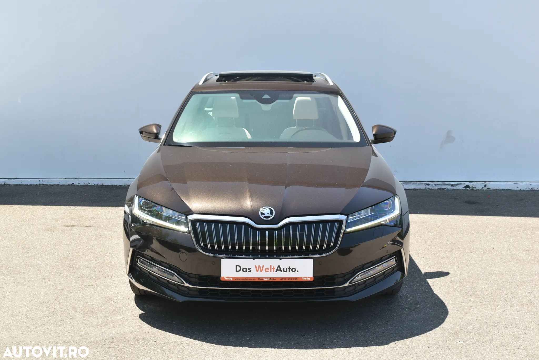 Skoda Superb Combi 1.4 TSI iV DSG L&K - 8