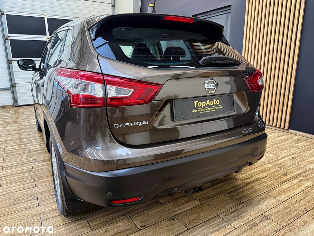 Nissan Qashqai 1.2 DIG-T N-Connecta EU6 - 9