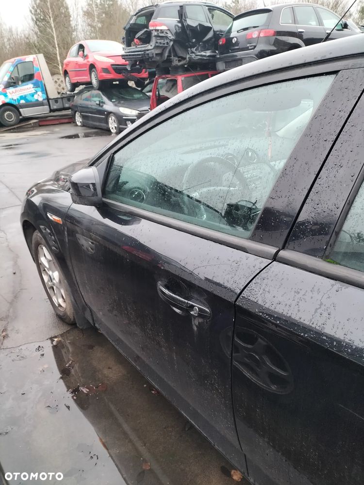 KOMPLETNY PRZÓD FORD MONDEO MK4 HATCHBACK  KOD LAK. BA7 - 15