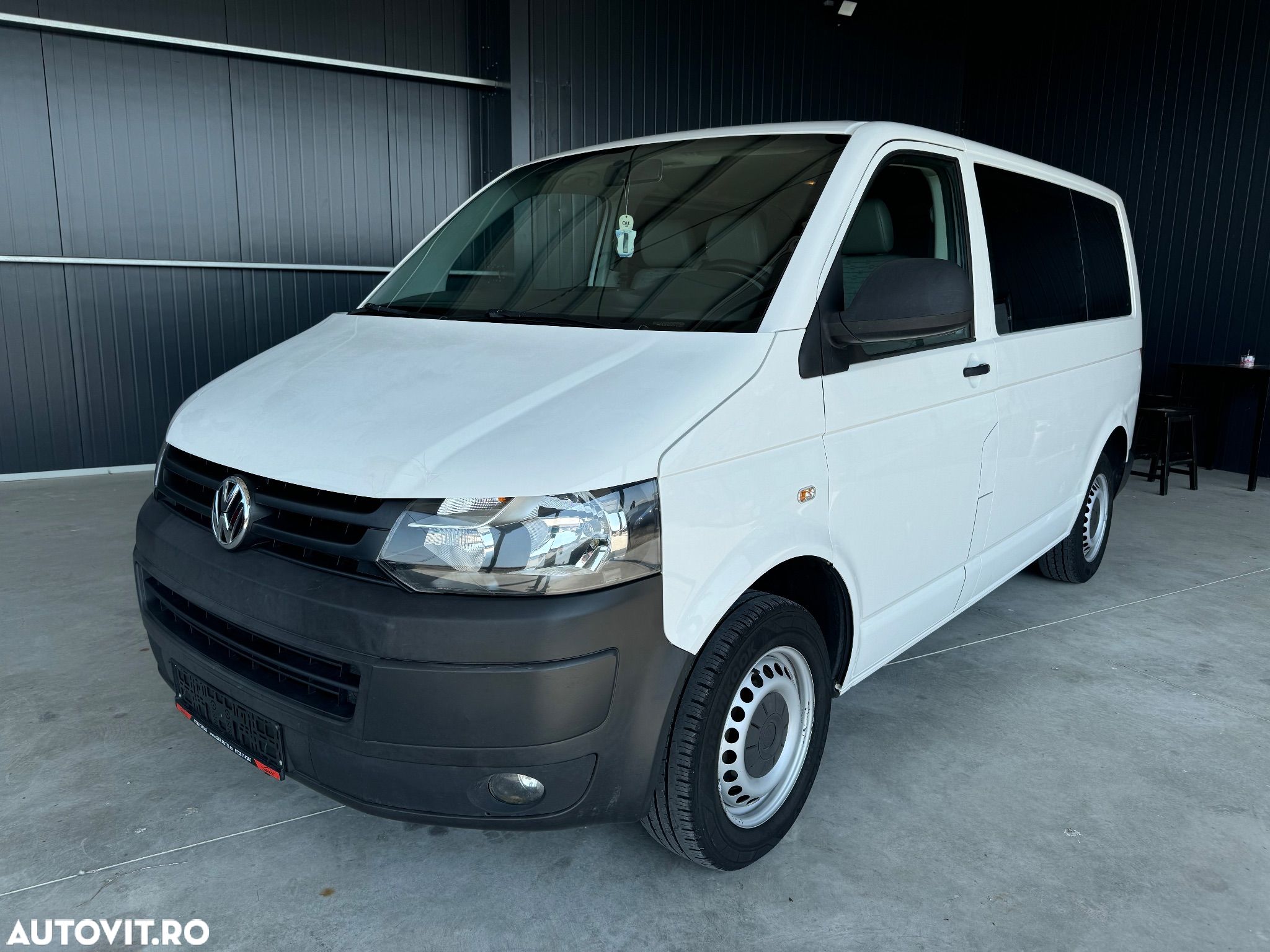 Volkswagen Transporter T5 7FD112/WF2/ZP1/1T3 - 1
