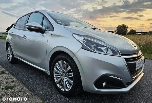 Peugeot 208 1.2 PureTech Style - 4