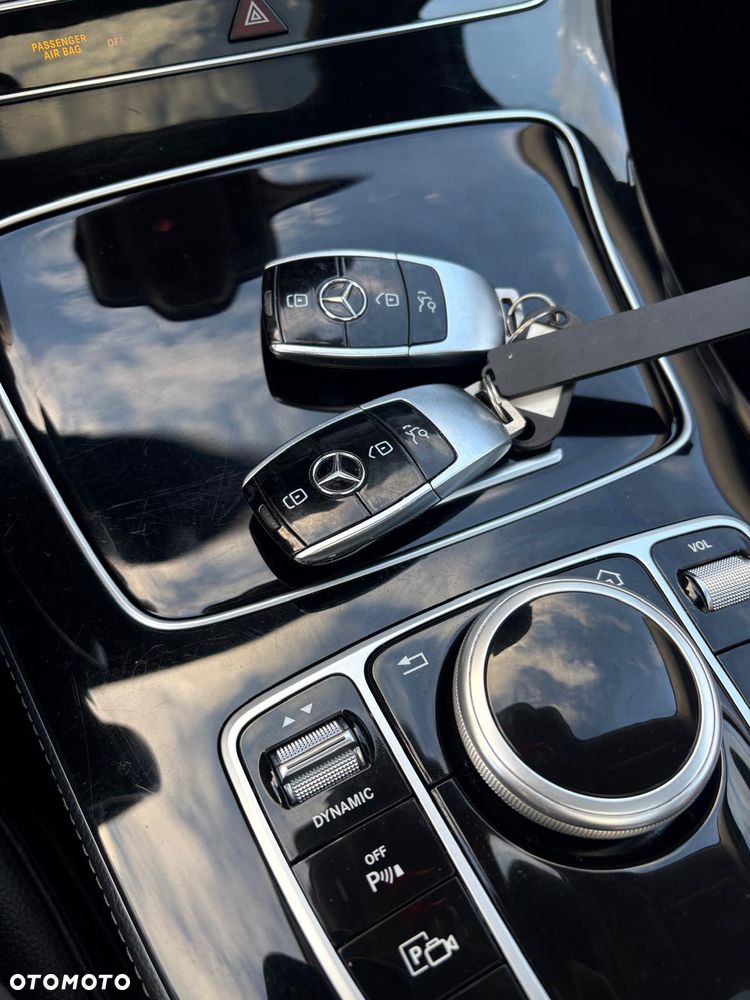 Mercedes-Benz Klasa E 200 d T 9G-TRONIC Avantgarde - 30