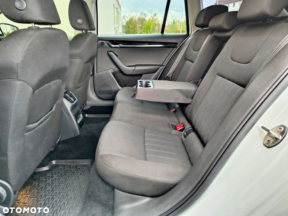 Skoda Octavia 2.0 TSI GPF Style DSG - 7