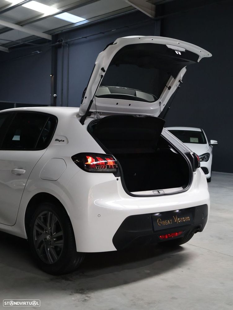 Peugeot 208 PureTech 100 Style - 18