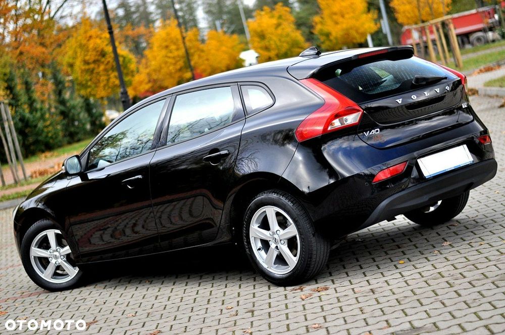 Volvo V40 D2 Drive-E Momentum - 3