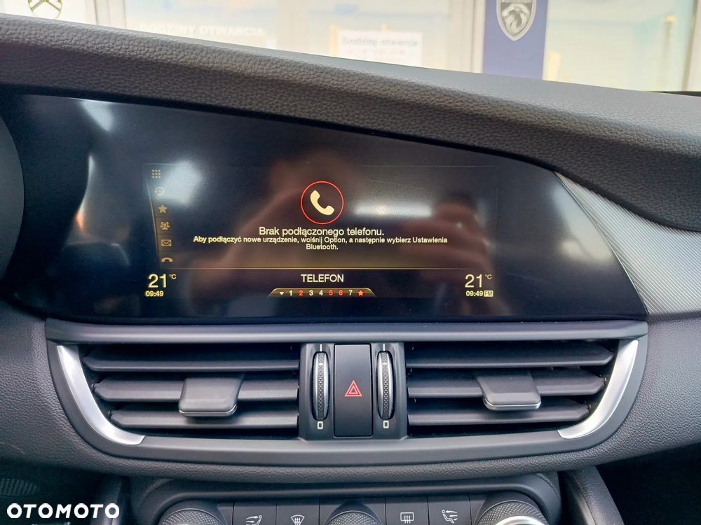 Alfa Romeo Giulia - 21