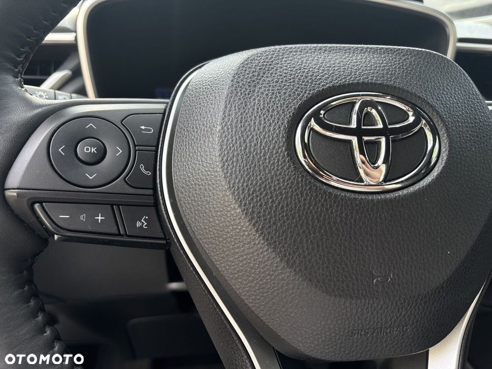 Toyota Corolla Cross - 24