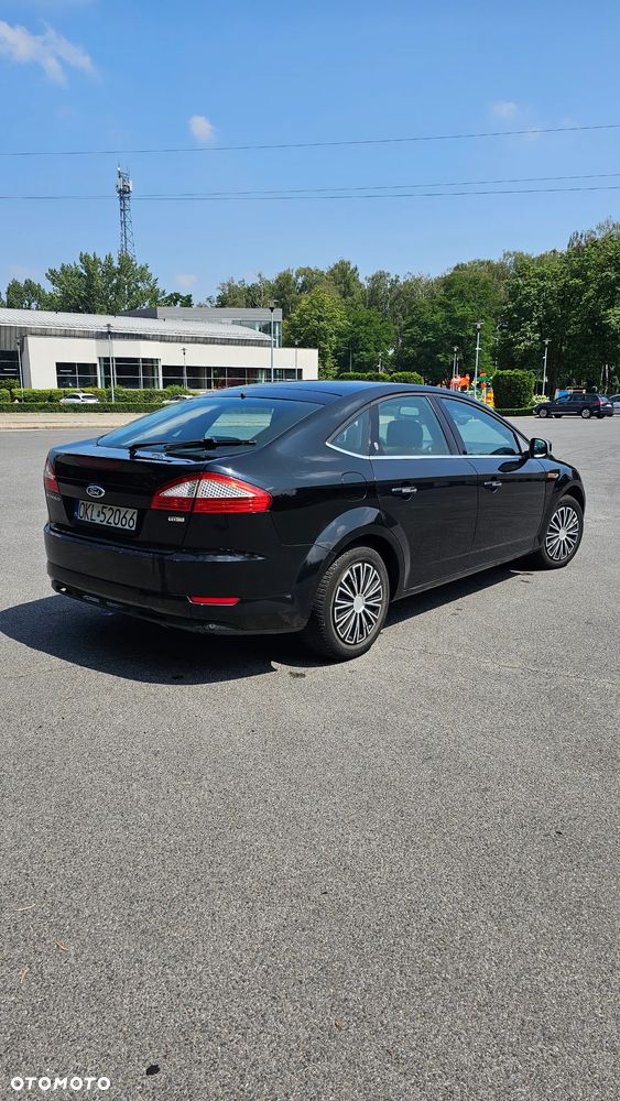 Ford Mondeo 1.8 TDCi Ghia - 4