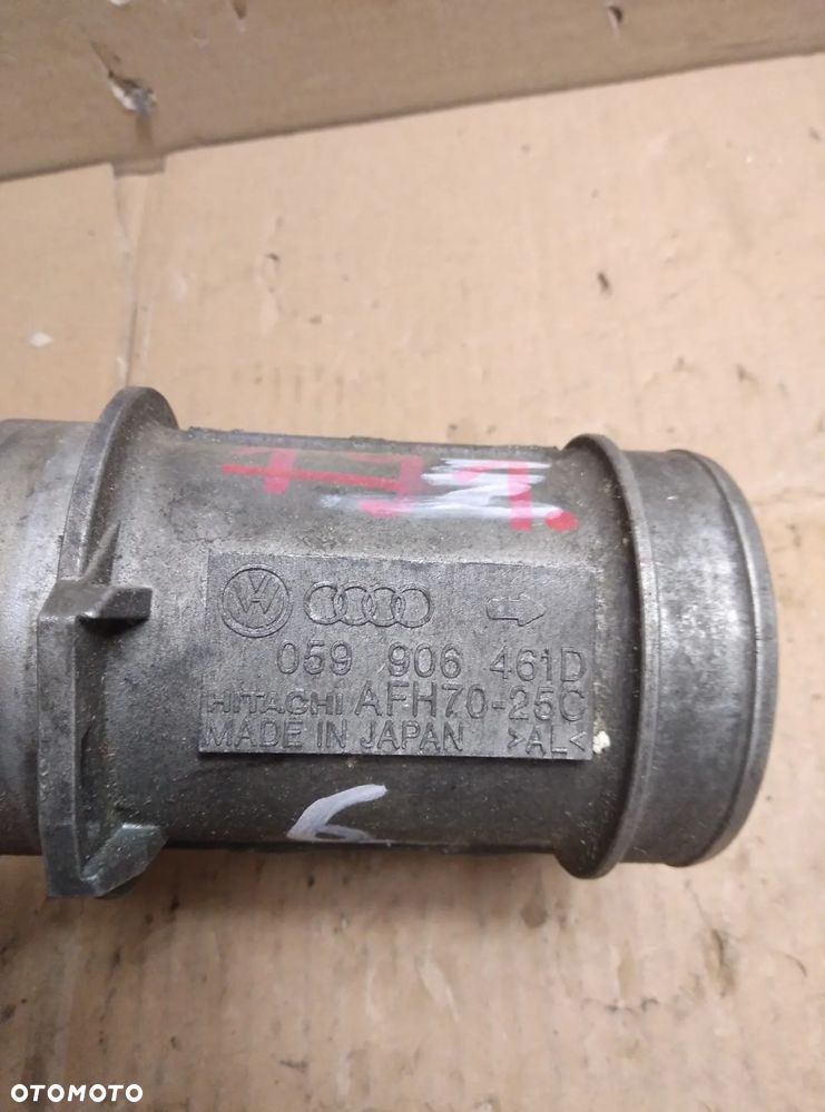 } Przepływomierz 2.5 TDI VW Audi Volkswagen Passat B5 A4 B5 B6 A6 C5 059 906 461 D - 2