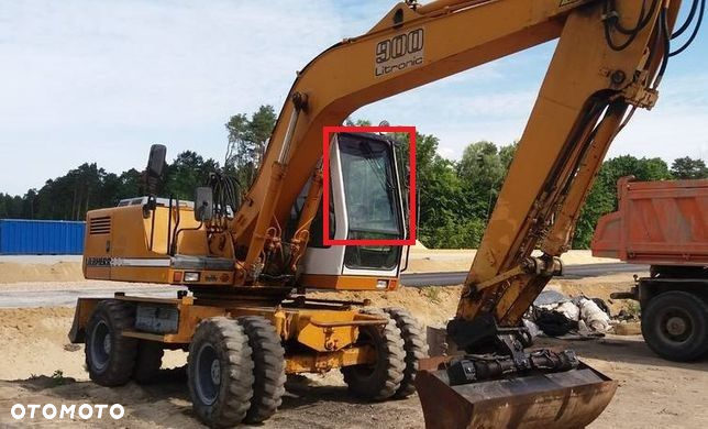 Szyba Szyby LIEBHERR Przednia górna 1100x775 nr 10 - 3