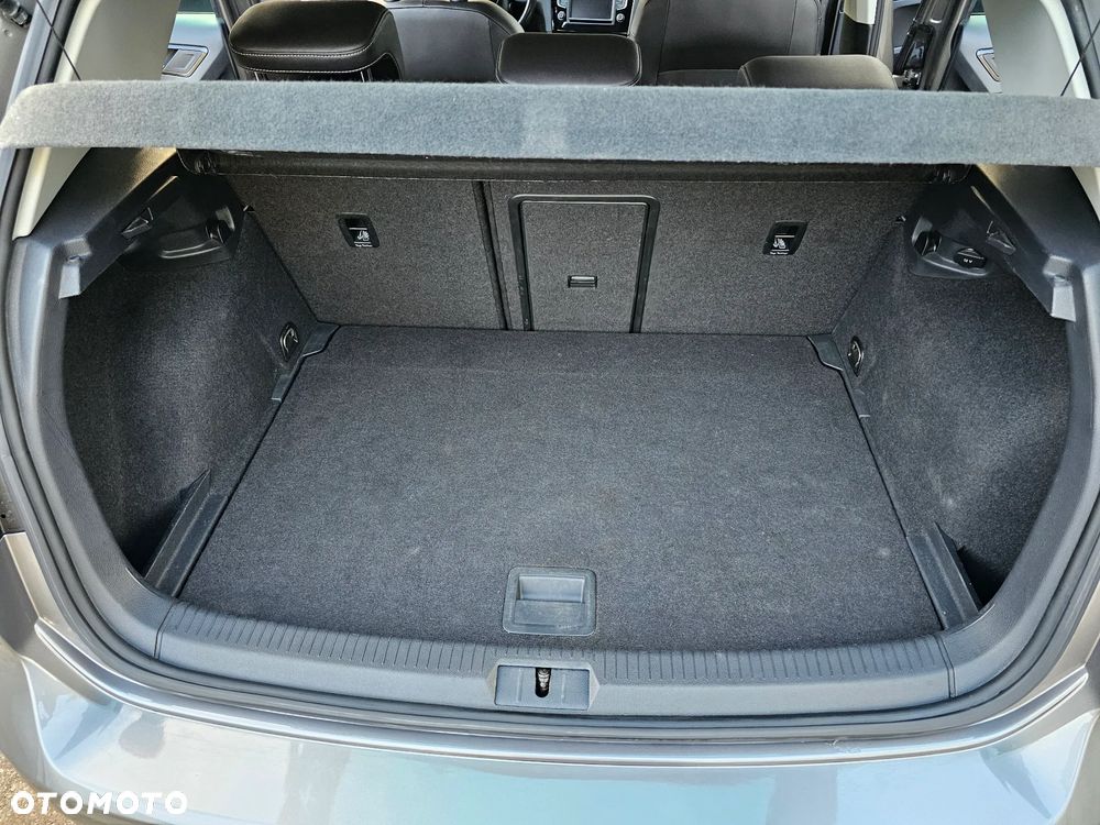 Volkswagen Golf VII 2.0 TDI BMT Highline DSG - 28