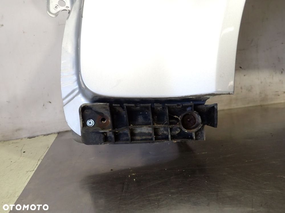 BŁOTNIK LEWY PRZEDNI AUDI A4 B6 - 4