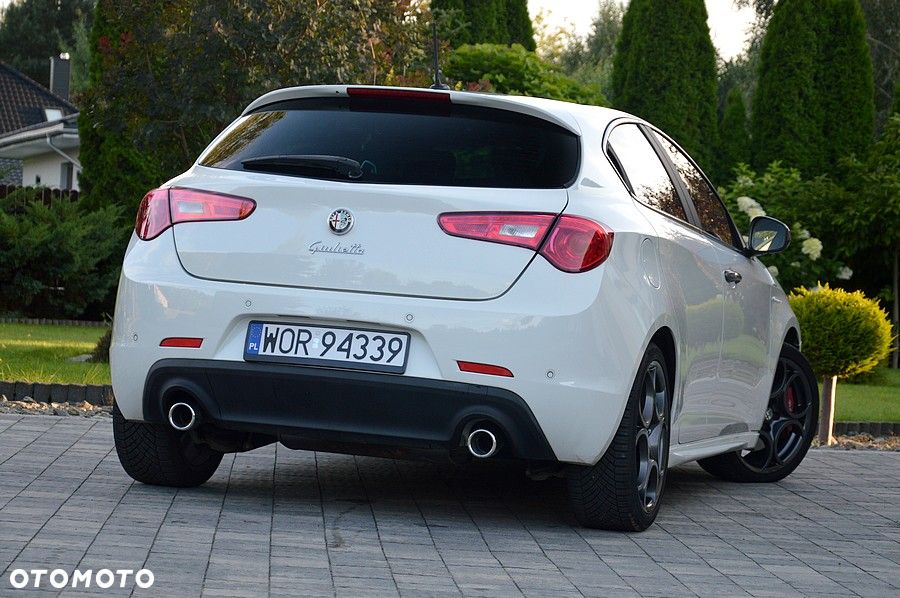 Alfa Romeo Giulietta 1.8 TBi 16V TCT Quadrifoglio Verde - 9