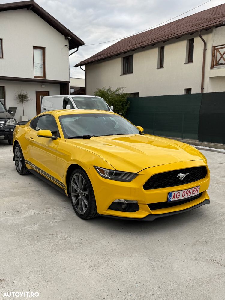 Ford Mustang 2.3 Eco Boost Aut. - 8