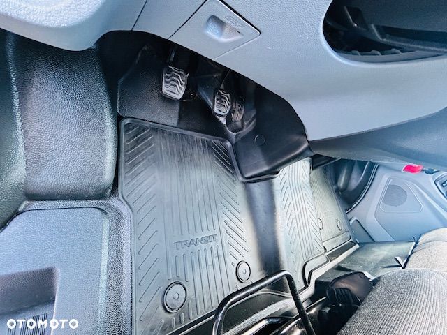 Ford Transit Kombi L2H3 Trend - 23