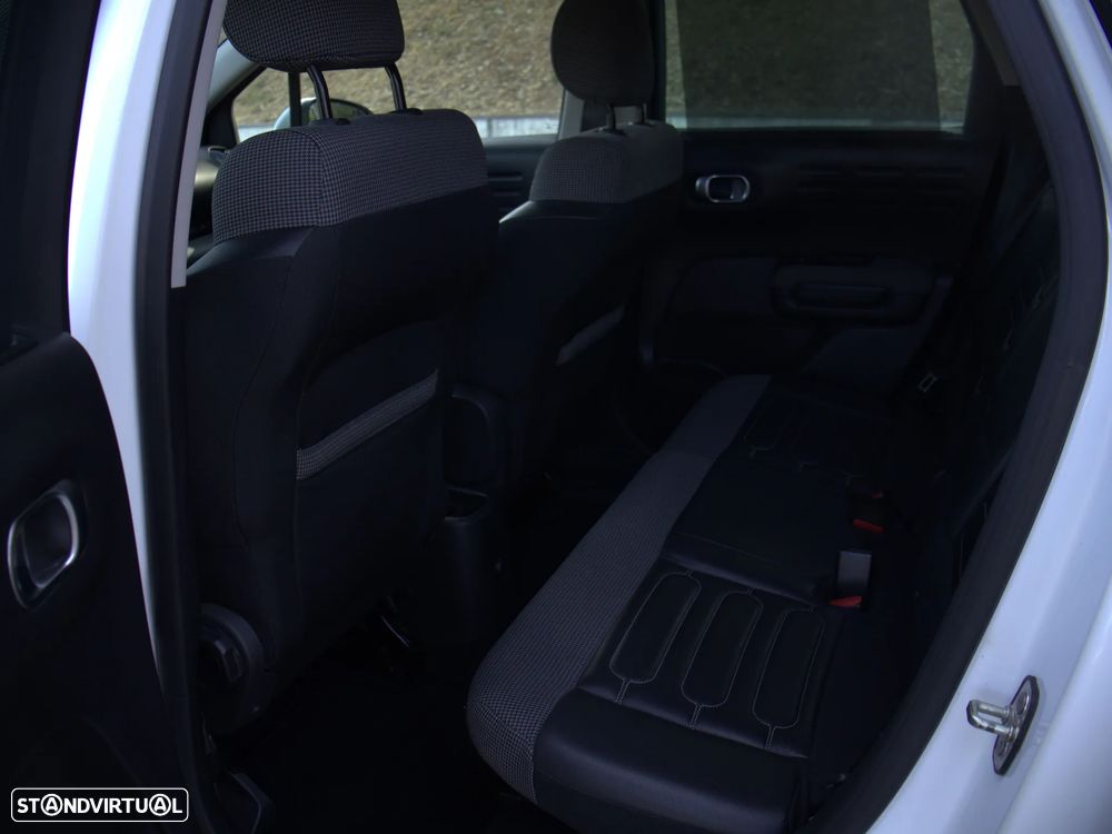 Citroën C3 Aircross 1.2 PureTech Shine - 12