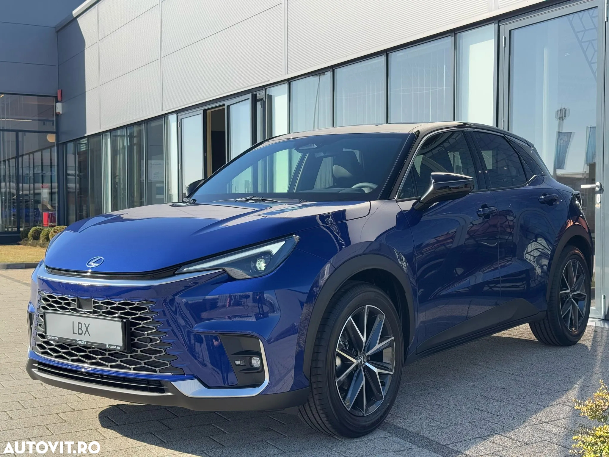 Lexus LBX 1.5 HEV 4x2 CVT Emotion - 12