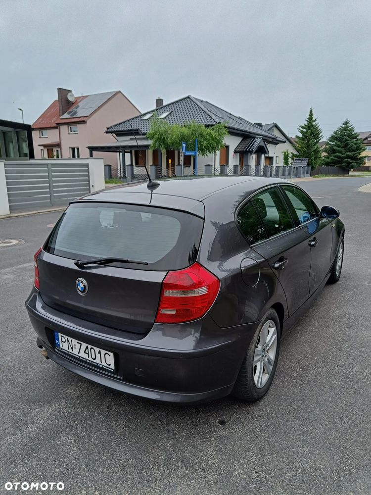BMW Seria 1 118d DPF - 6