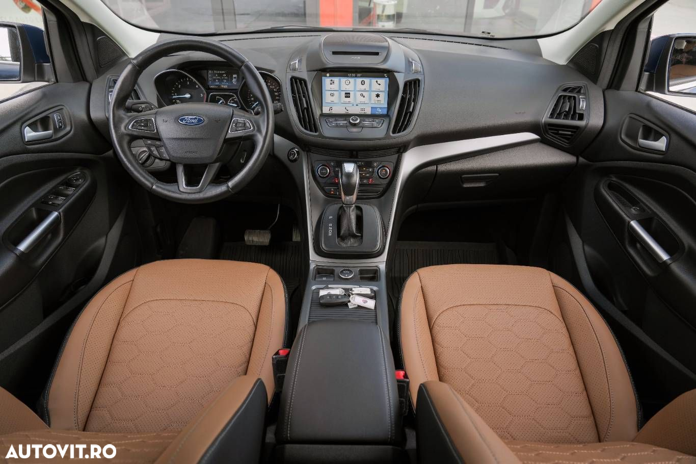 Ford Kuga - 15