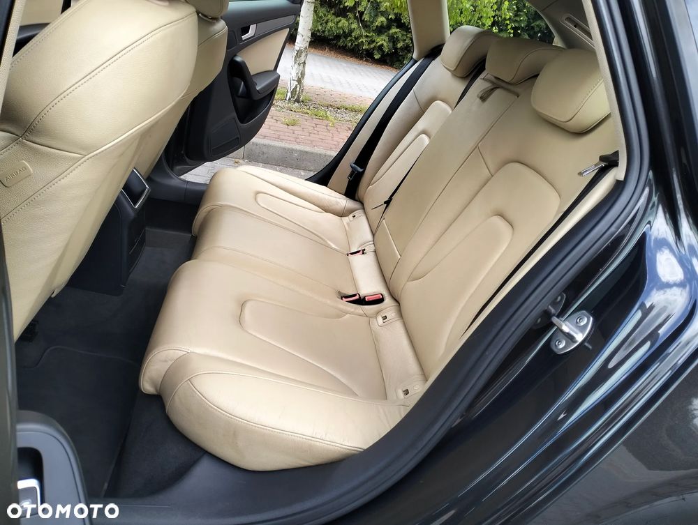 Audi A4 Avant 2.0 TDI DPF quattro Attraction - 24