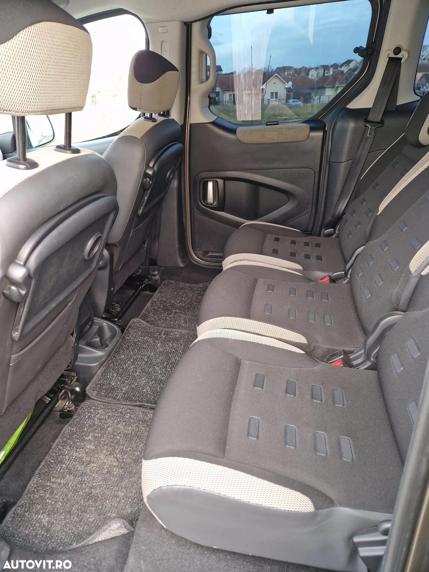 Citroën Berlingo Multispace HDi 115 FAP Selection - 6