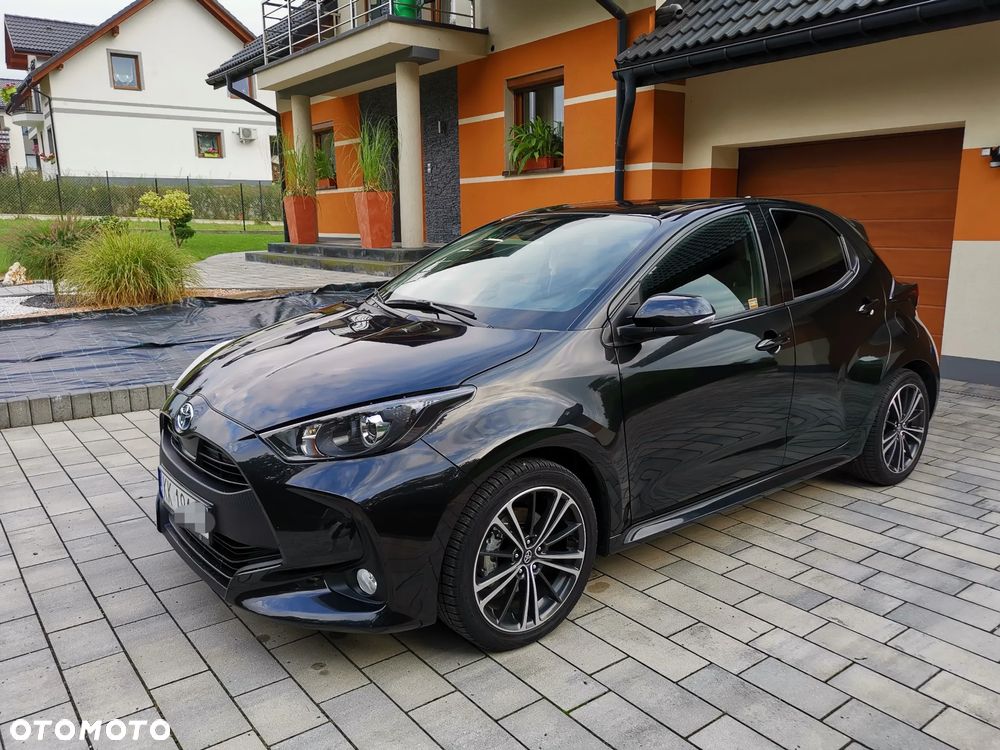Toyota Yaris - 1