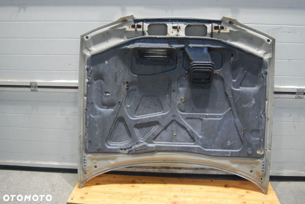 MASKA POKRYWA SILNIKA MAZDA XEDOS 9 - 8