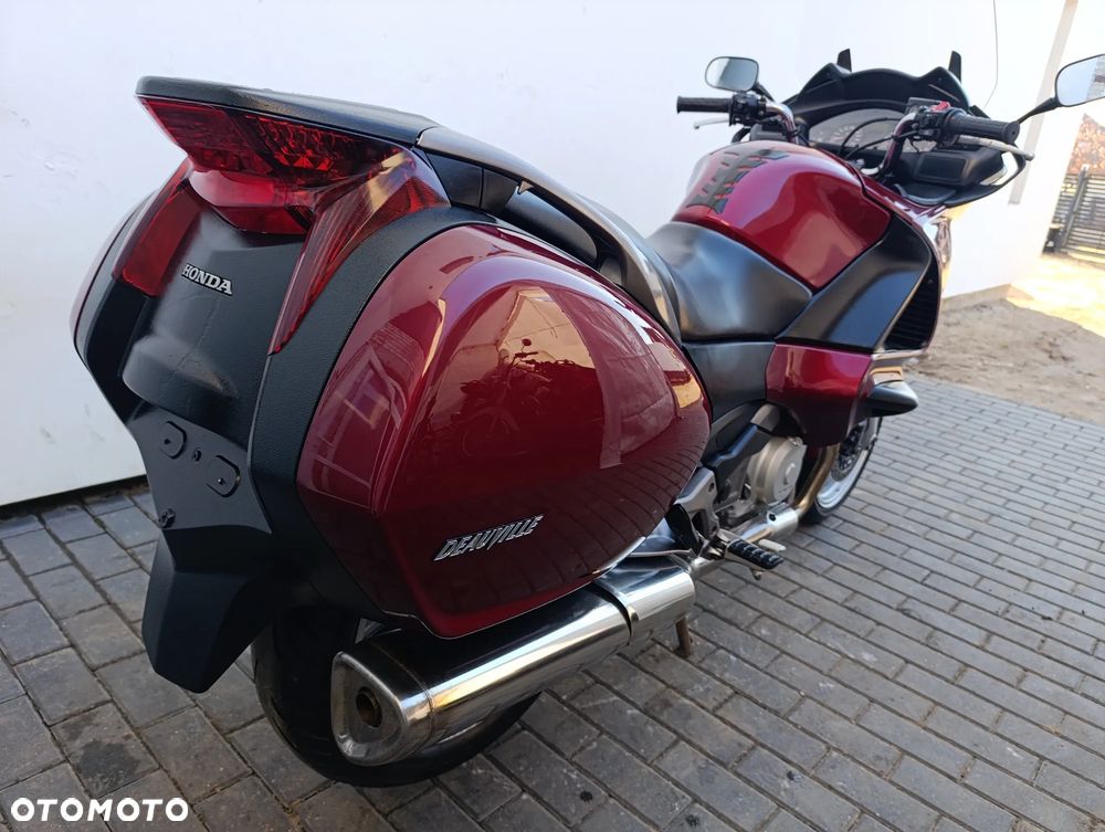 Honda NTV - 23