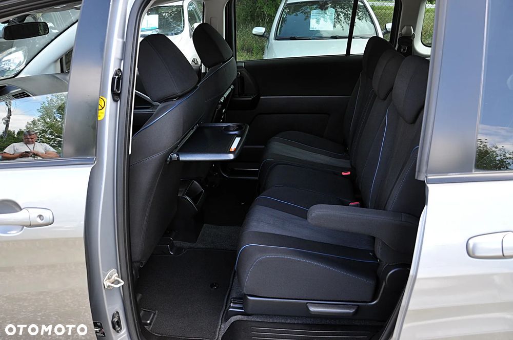 Mazda 5 2.0 MZR-DISI i-stop Sports-Line - 26
