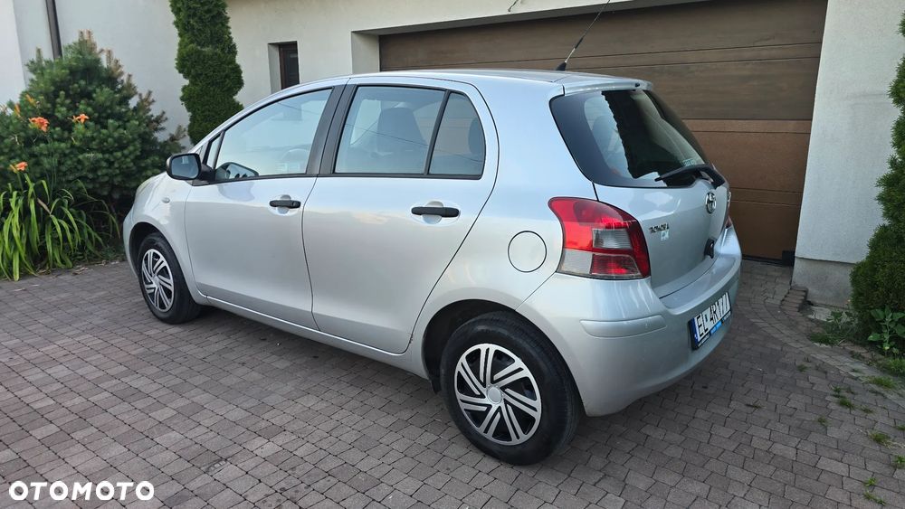 Toyota Yaris 1.0 Luna Start - 5