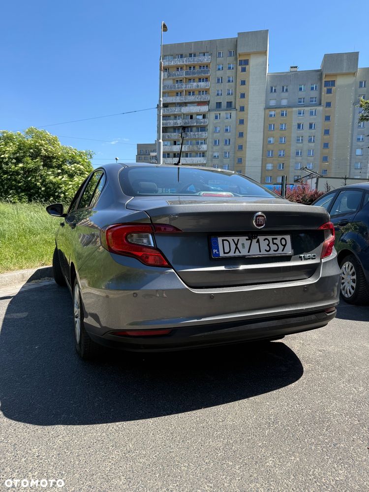 Fiat Tipo 1.4 16v Lounge EU6d - 2