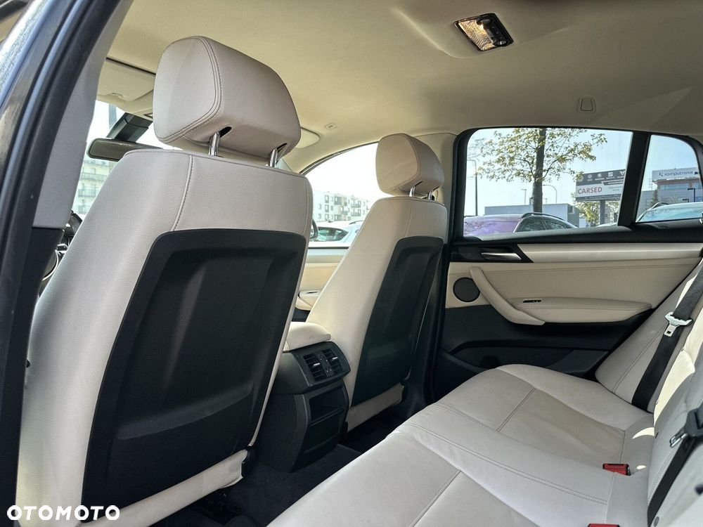BMW X4 xDrive20d sport - 33