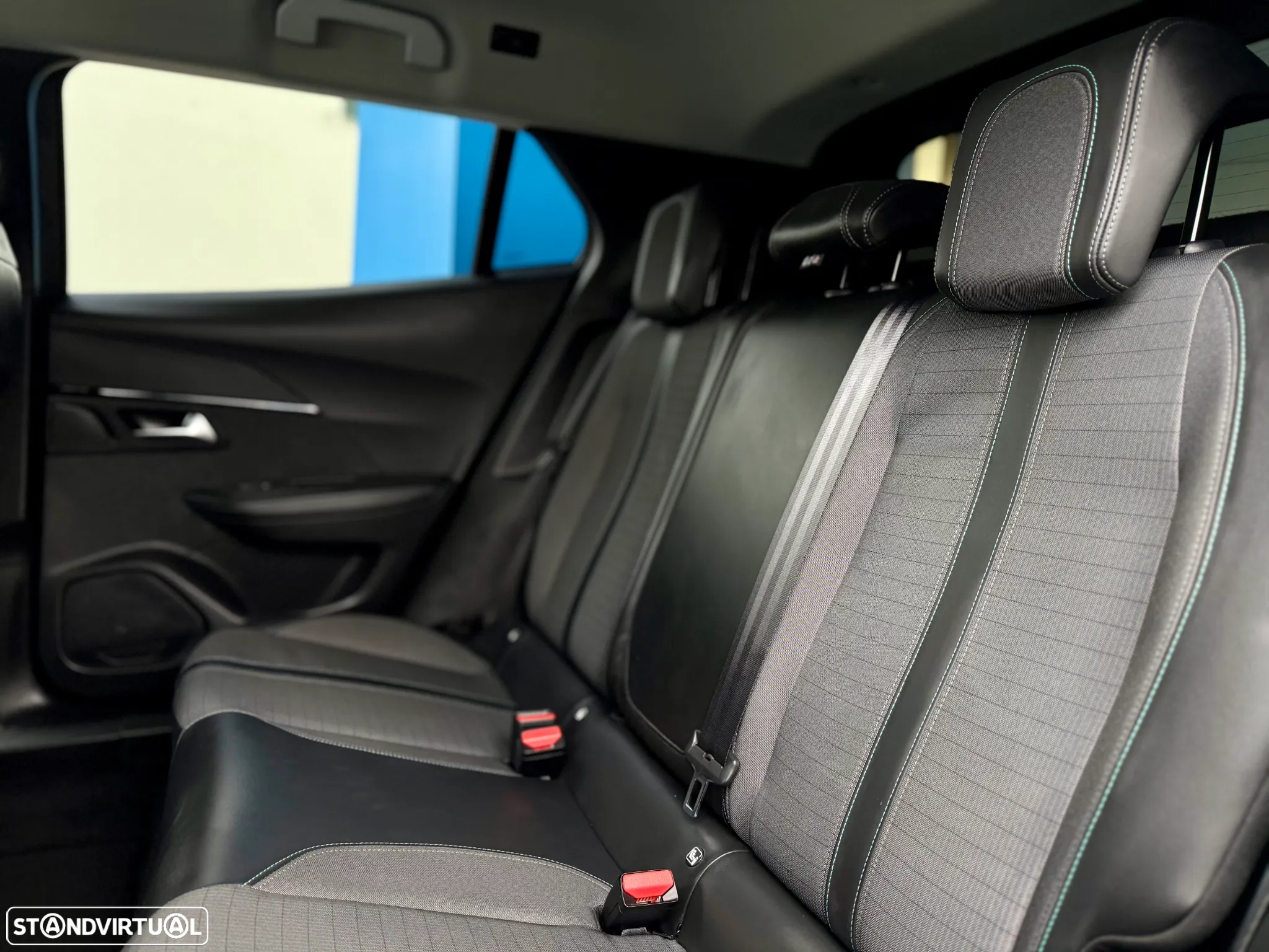 Peugeot 2008 1.5 BlueHDi Allure - 14